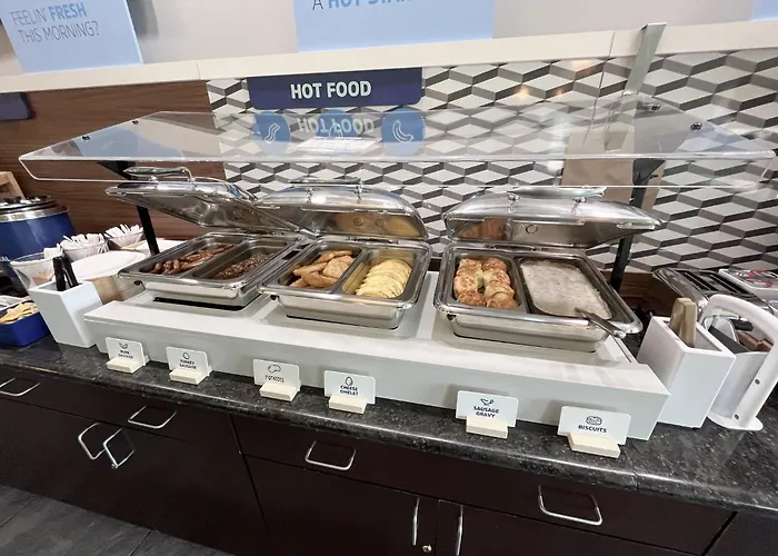 Holiday Inn Express & Suites Morton Peoria Area By Ihg