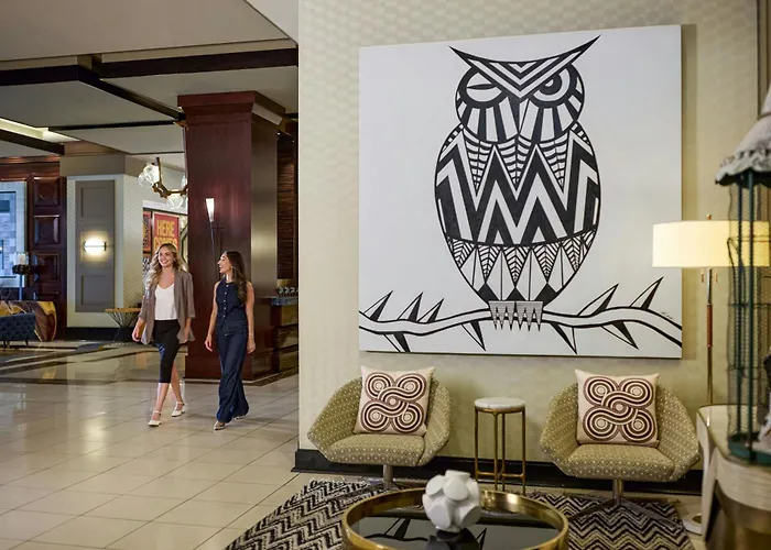 Renaissance Phoenix Downtown Hotel